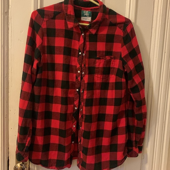 Plaid red shirt - Picture 4 of 5
